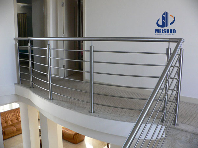 Outside Deck Stainless Steel Cable Railing